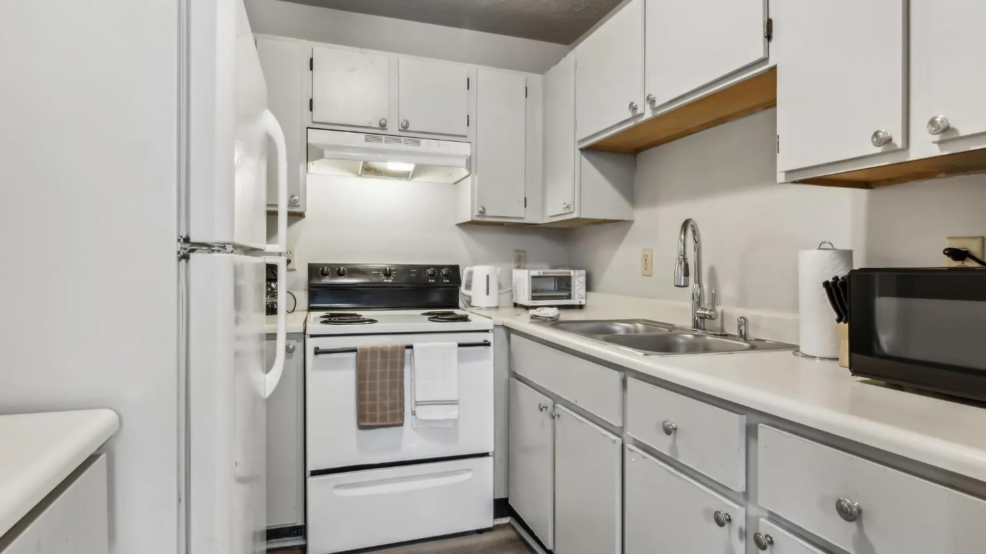 Cozy & Spacious 2 Bedroom 2 Bathroom Louisville Verenigde Staten